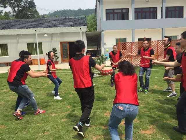 “向妄想启程” 贝斯特销售团建活动美满开放